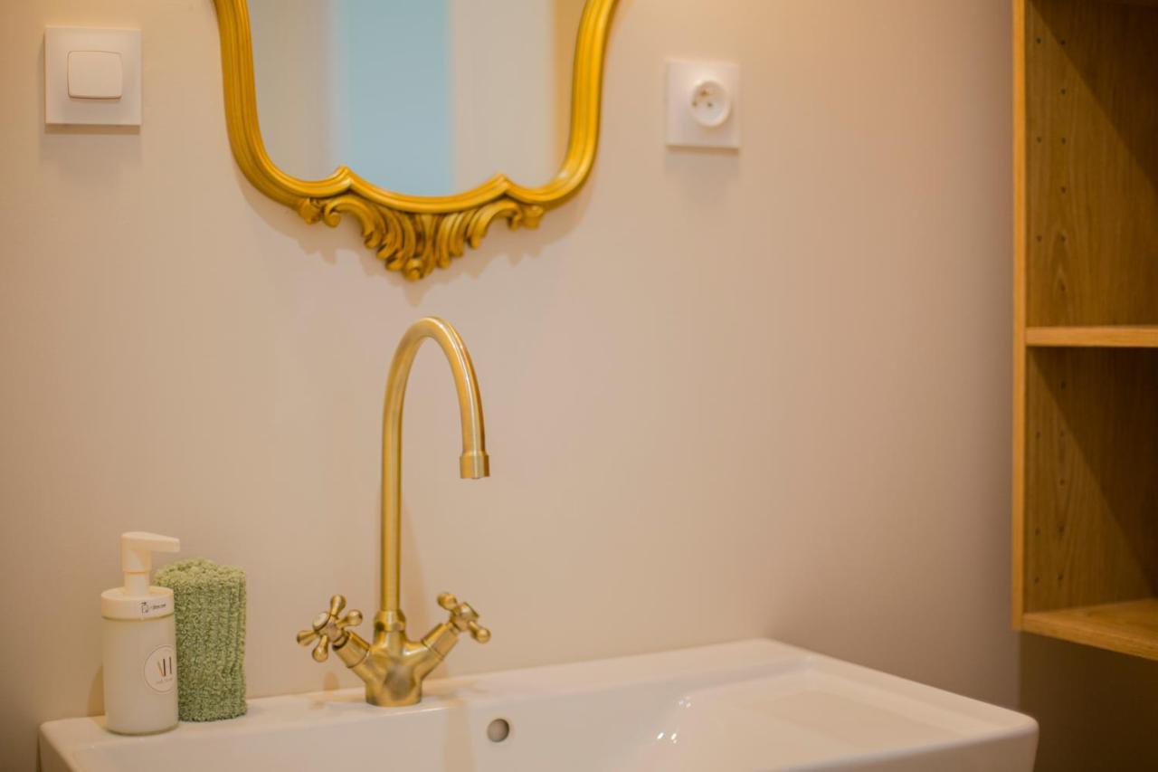 Ideal Pro & Couple - 2 Logements Theme Boho Chic Rdc & Dandy 1Er Etage - Quartier Calme - Jardin - Wifi Hd - Smart Tv - Parking Gratuit - Proche Centre & Transports - Ask Home วาลองเซียนส์ ภายนอก รูปภาพ