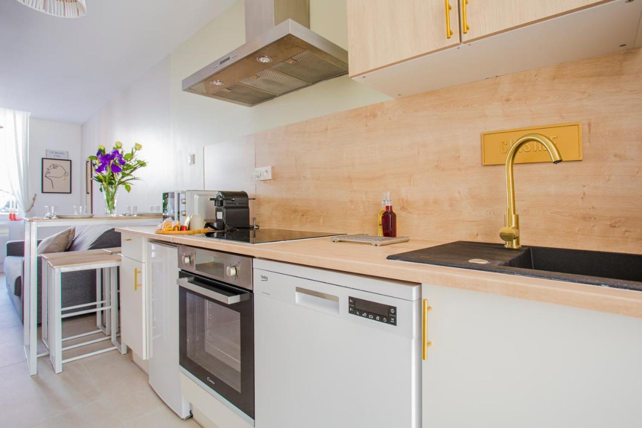 Ideal Pro & Couple - 2 Logements Theme Boho Chic Rdc & Dandy 1Er Etage - Quartier Calme - Jardin - Wifi Hd - Smart Tv - Parking Gratuit - Proche Centre & Transports - Ask Home วาลองเซียนส์ ภายนอก รูปภาพ